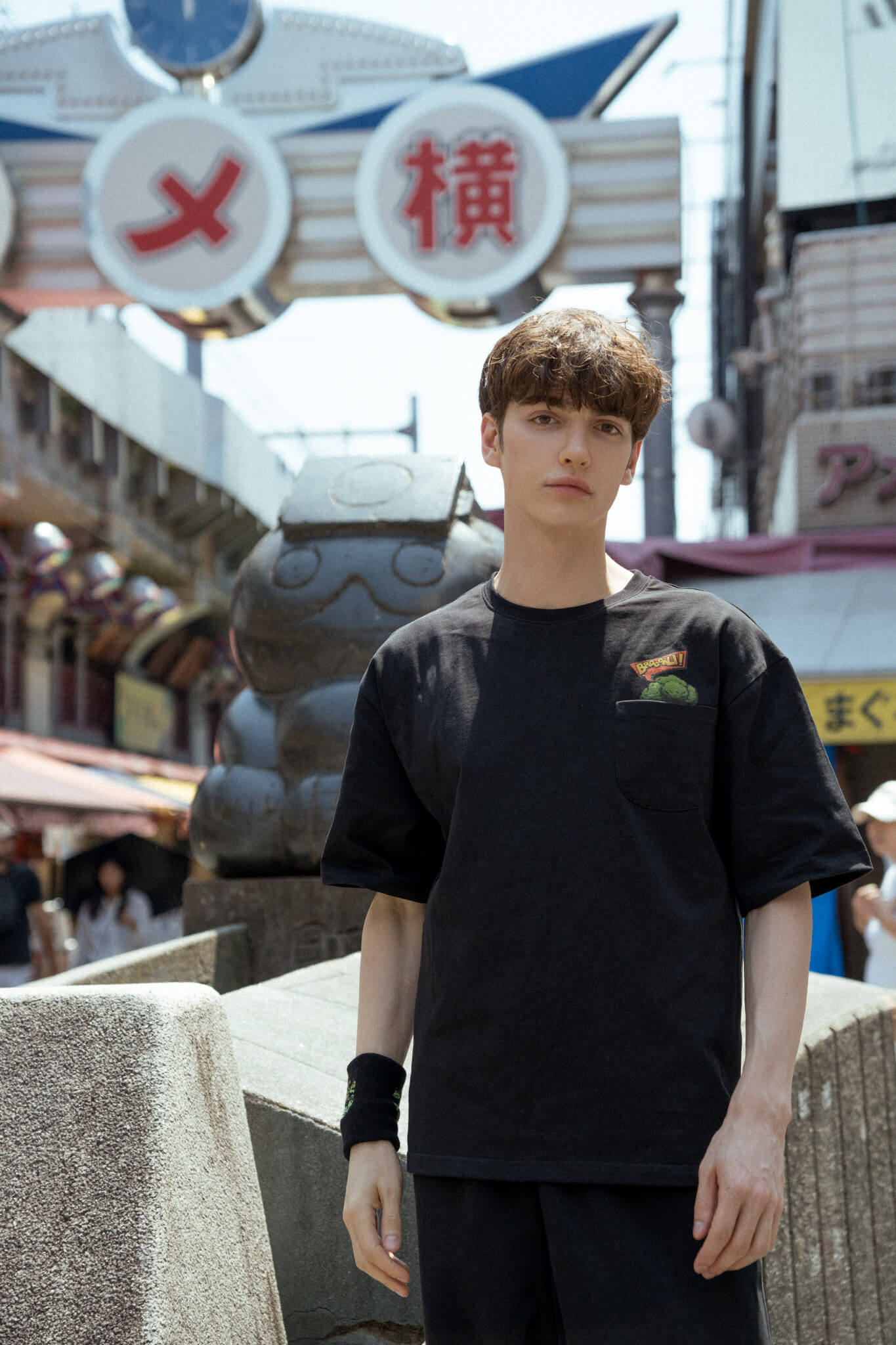 Broccoli Logo Pocket Tee BLACK